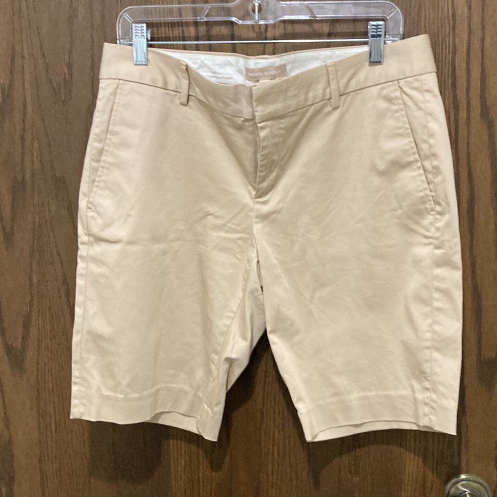 Banana Republic flat front trouser shorts